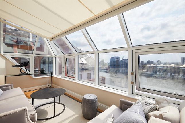 Flat for sale in Regent On The River, Fulham
