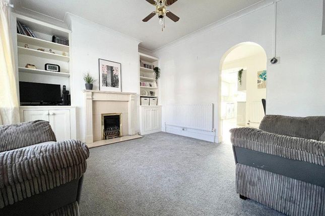32, Brixham Crescent, Ruislip photo 4