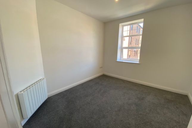 Apartment 15 Henshall, Manygates Lane, Wakefield photo 2