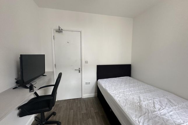42-44, Liverpool Road, Neston photo 2