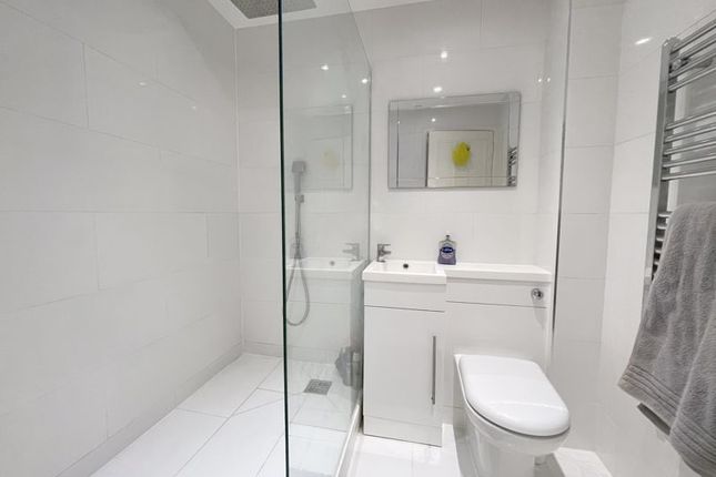 63, Bornedene, Potters Bar photo 4