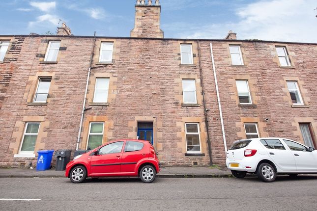 Thumbnail Flat to rent in A 34 James Street, Stirling