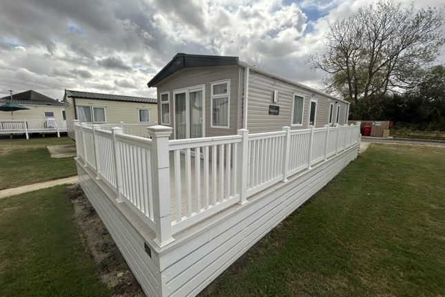2-bed caravan on Hoburne Cotswold, Hoburne Cotswold, Cirencester, £54,995