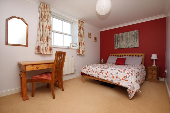 Flat for sale in Mill Road, Countess Wear, Exeter
