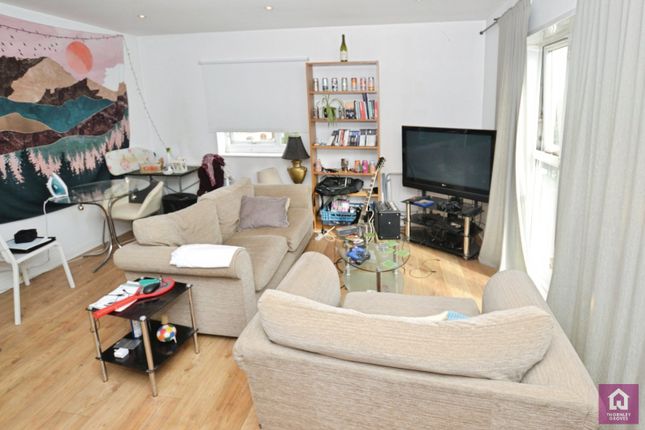 66, Caminada House, Hulme photo 4