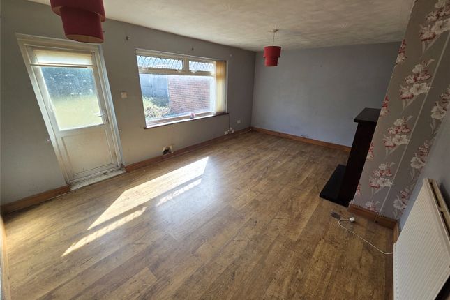 123, Mill Park Drive, Merseyside photo 4