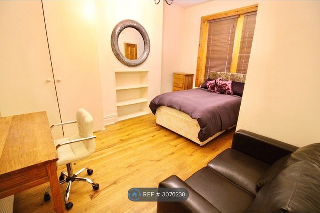Jesmond, Newcastle Upon Tyne photo 4