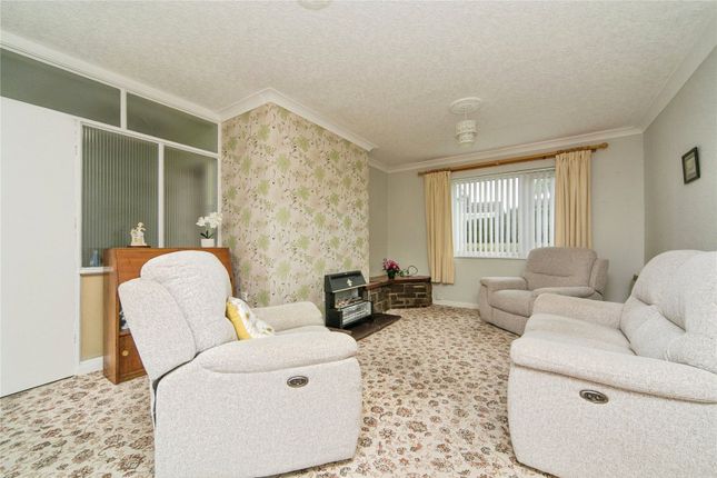 Roundhay, 74, Breeze Hill, Isle Of Anglesey photo 4