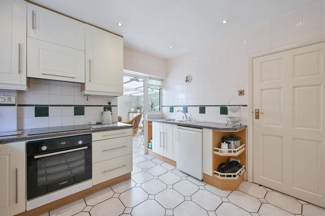 7, Cheviot Close, South Sutton photo 4