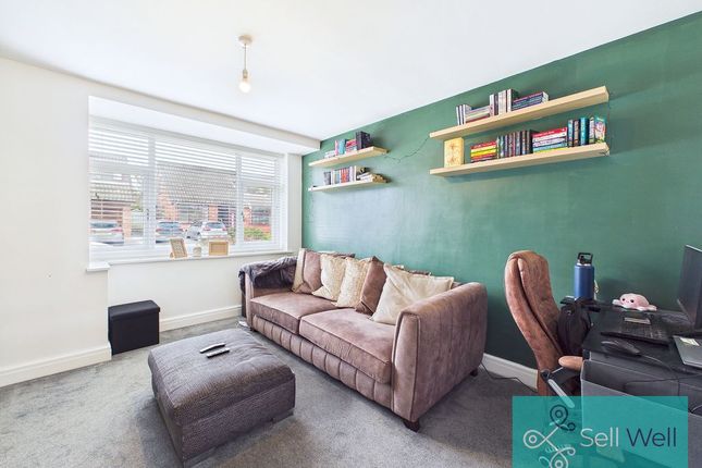 26, Shawbrook Avenue, Manchester photo 2