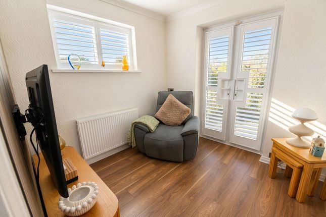 13 Westbourne Avenue, Manchester photo 4