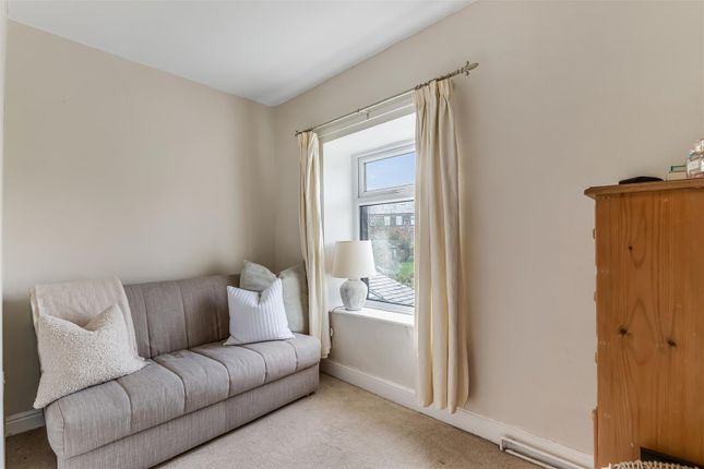 173, West Terrace, Burley in Wharfedale photo 4