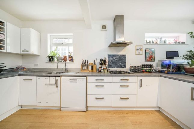 177, Argyle Road, London photo 3