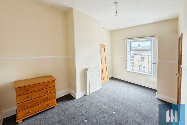 34, Birkhouse Lane, Huddersfield photo 5