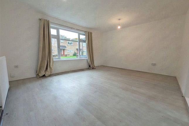 Irchester Place, Cambridgeshire photo 3