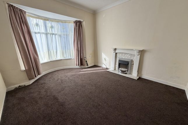 16, Livingstone Road, Blackpool photo 2