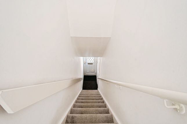 6, Adams Crescent, Cornwall photo 5