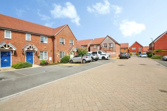 33, Speedwell Arch, Didcot photo 2