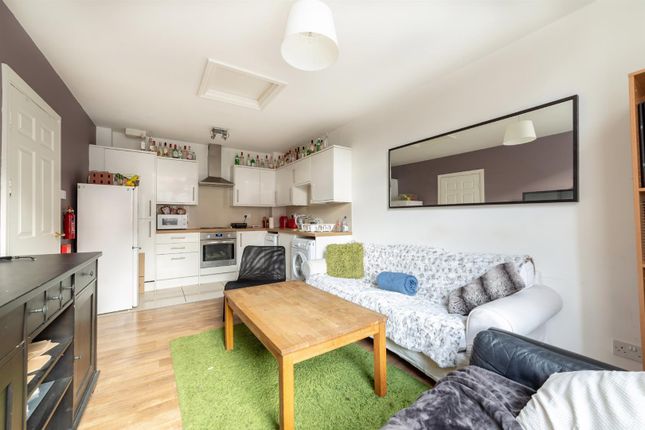 2 bed flat to rent in St. Andrews Street, Newcastle Upon Tyne NE1