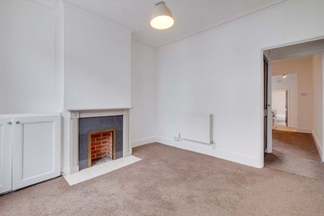 39 Edward Road, Leicester photo 2