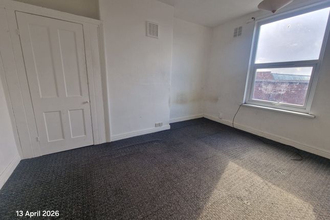 11 Rydall Place, Leeds photo 3