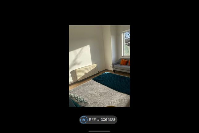 Flat   George Street, Prestwich, Manchester photo 4