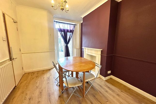 38, Boughton Green Road, Northampton photo 4