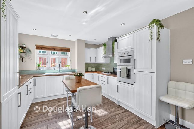 48, Stock Road, Billericay photo 3