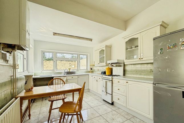 159, Ninian Park Road, Cardiff photo 4