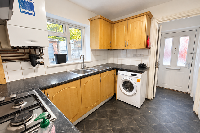 Northern Road, SLOUGH photo 5