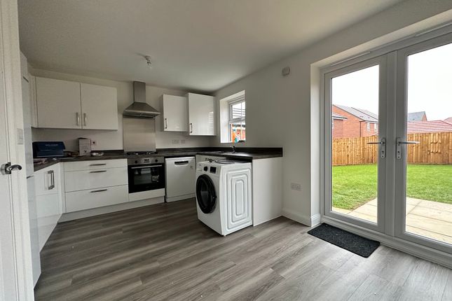 Property to rent in Worthing Grove, Tamworth