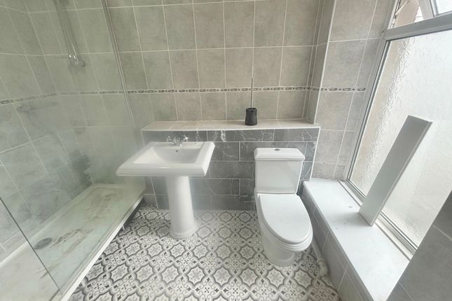 113, Loughor Road, Swansea photo 5