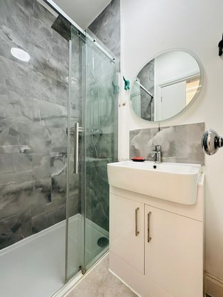 Pratt Mews, Camden Town photo 4