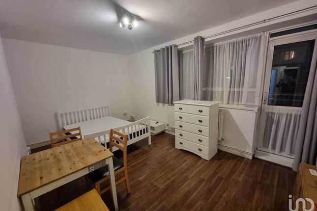 Thumbnail Flat to rent in Ernest Street, London
