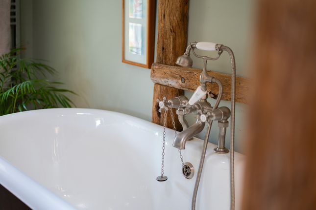 Frongogfarm_Bathroom01