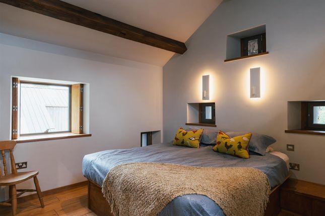 Master Bedroom – The Cottage