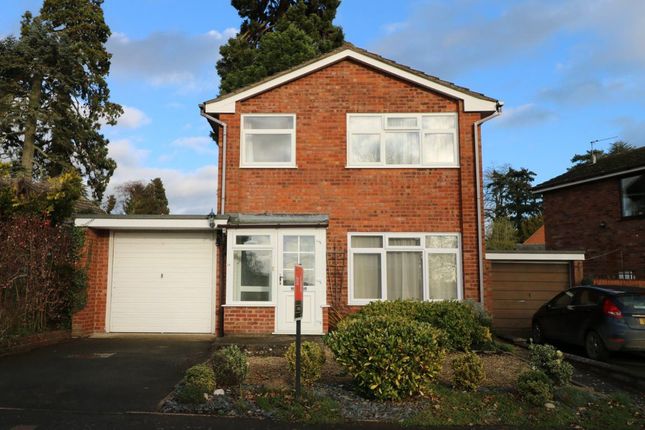 Thumbnail Detached house to rent in Buckfield Road, Barons Cross, Leominster