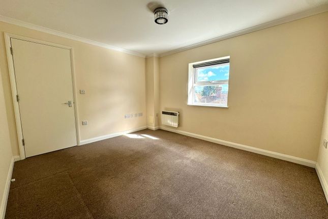 Bedroom Picture 1