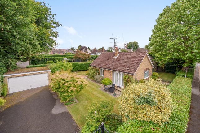 Thumbnail Bungalow for sale in Highfield Road, West Byfleet