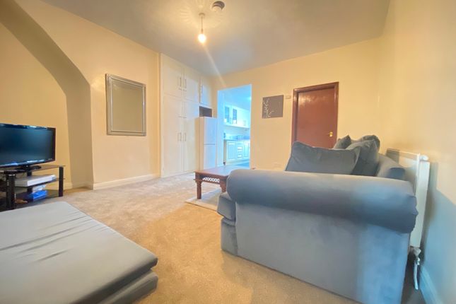 Flat 22A New Bank Road,, Blackburn photo 3