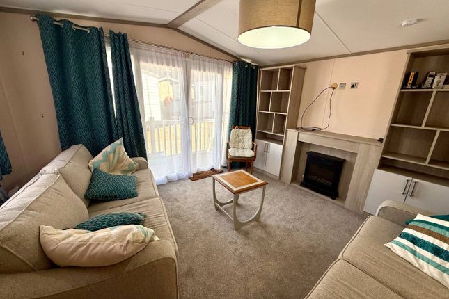 21, Fairway Holiday park, Sandown photo 4