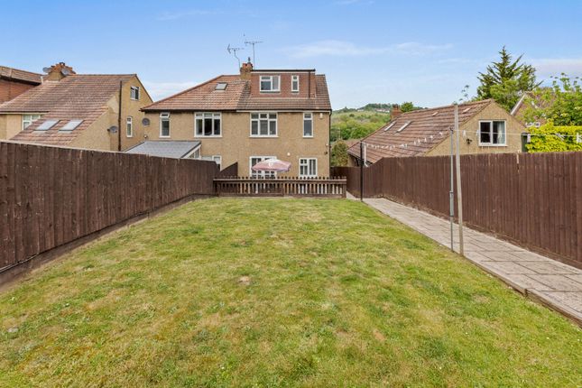 136 Kingsmead Road, High Wycombe photo 4