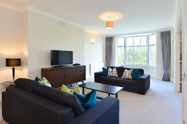 Flat-2 143, Park Road, London photo 3