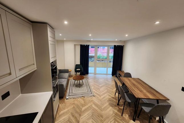Flat for sale in WC1X