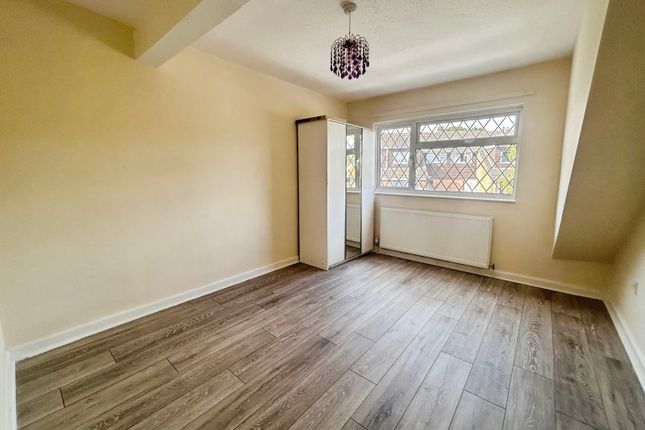 164, Sagecroft Road, Thatcham photo 4