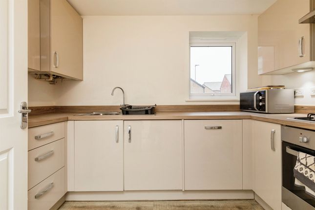 322, Dowsell Way, Bristol photo 4