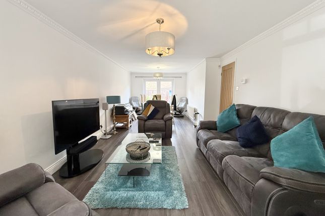 86, Longmeadows, Sunderland photo 4