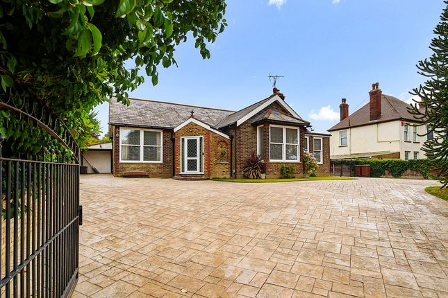 Thumbnail Bungalow for sale in Gravesend Road, Rochester