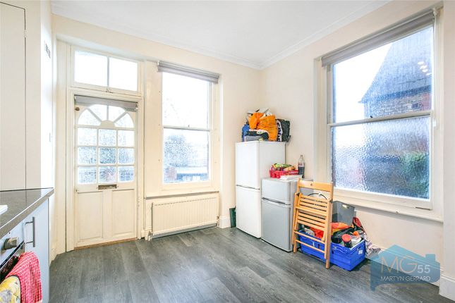 133, Avenue Mews, London photo 4
