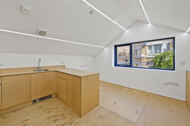 Kitchen/Reception